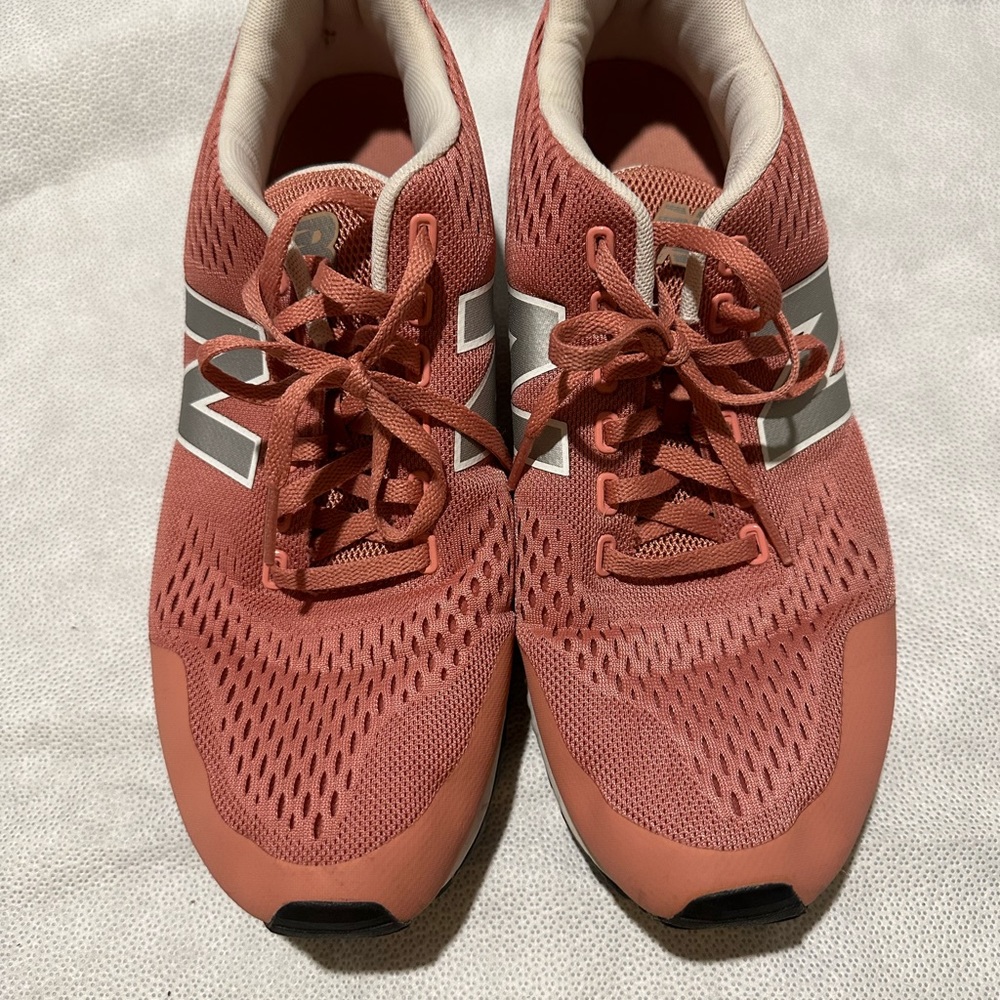 New balance 005 v1